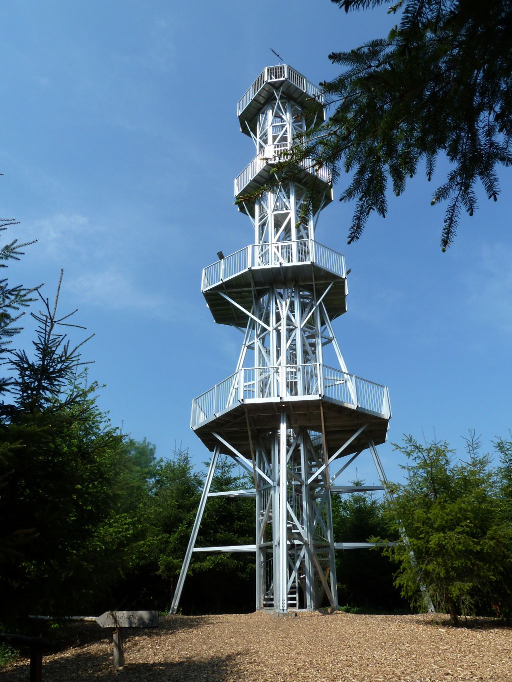 Der Turm darf bestiegen werden